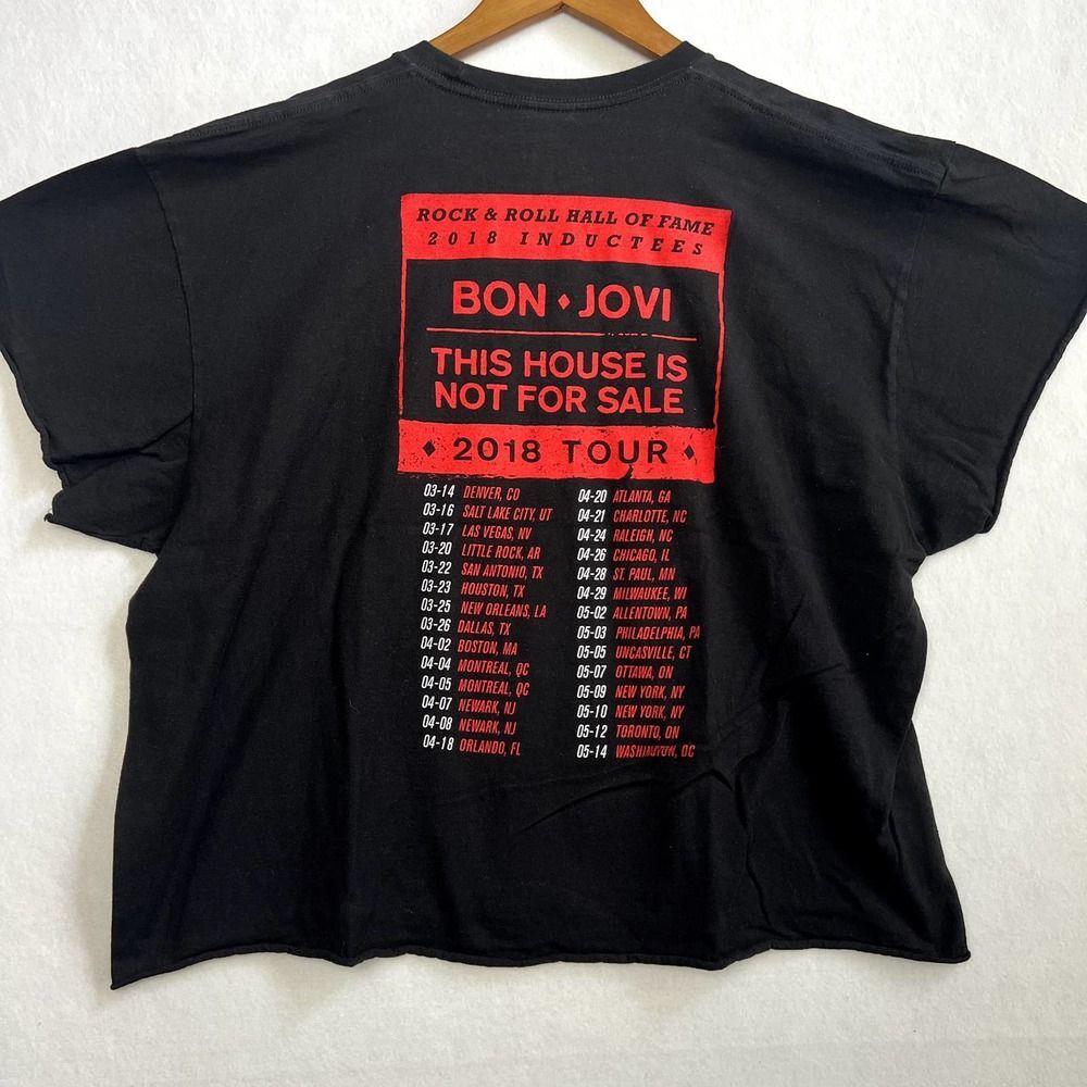 Bon Jovi Tshirt 2018 Tour Cropped Tshirt Women's Size XL 2018 CONCERT TEE - Picture 2 of 5